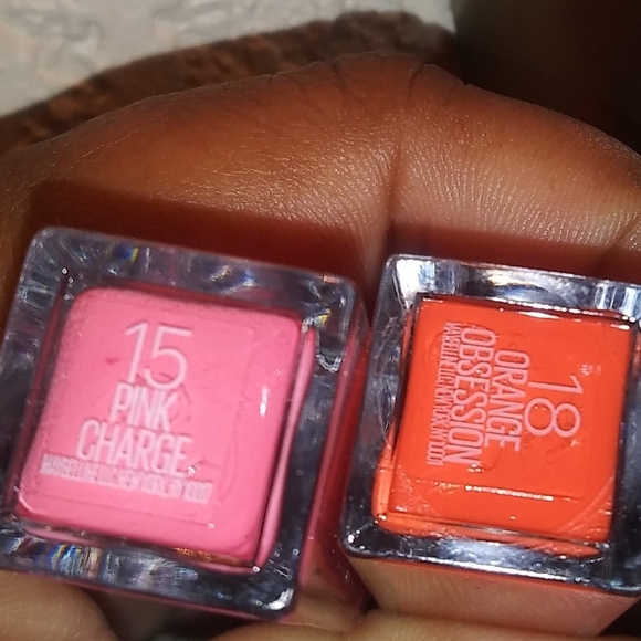 Make up bundle!! - Picture 3 of 7